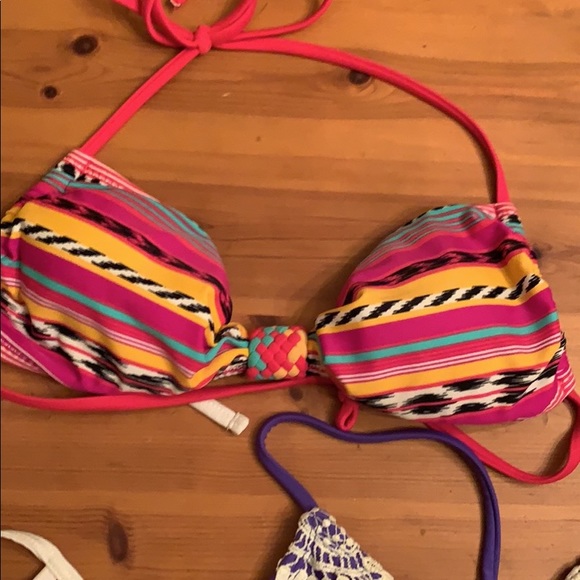 Bathing suits - Picture 5 of 5